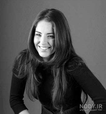 عکس لیلا از بوسه تا عشق عکس لیلا از بوسه تا عشق