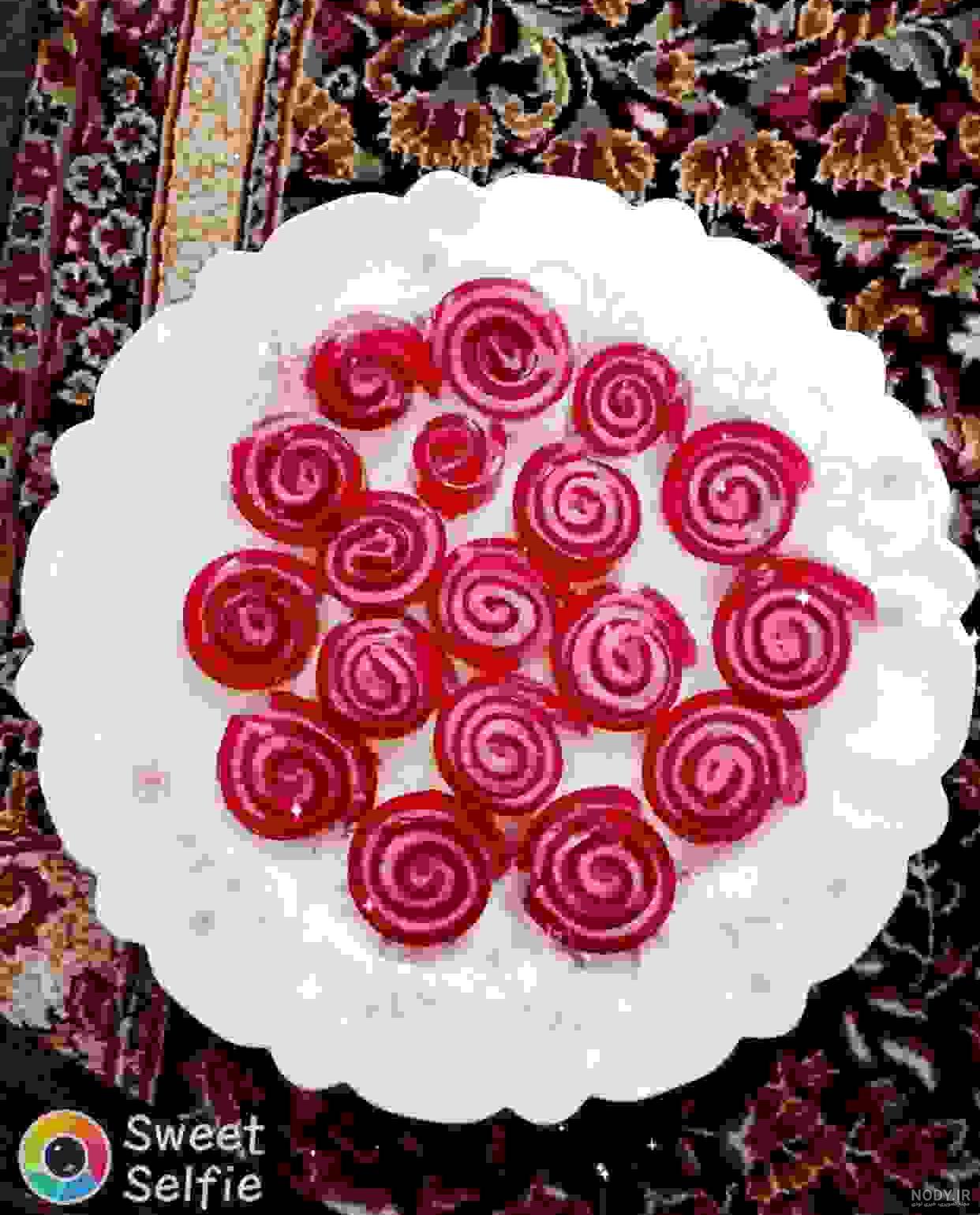 طرز تهیه ژله رولی بدون بستنی