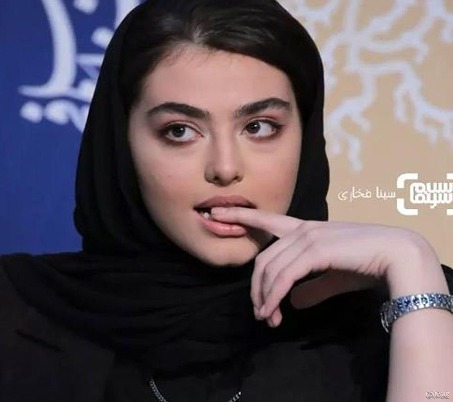 عکس برهنه ی ریحانه پارسا برای جذب فالوور عکس برهنه ی ریحانه پارسا برای جذب فالوور