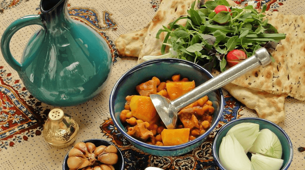آبگوشت خوشمزه