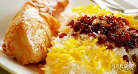 تزیین زرشک پلو با مرغ نذری