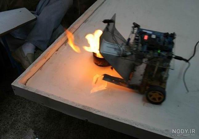 ربات پلیس