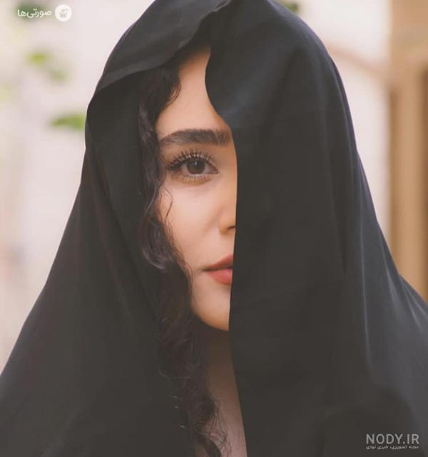 ژست عکس سلفی در خانه ژست عکس سلفی در خانه