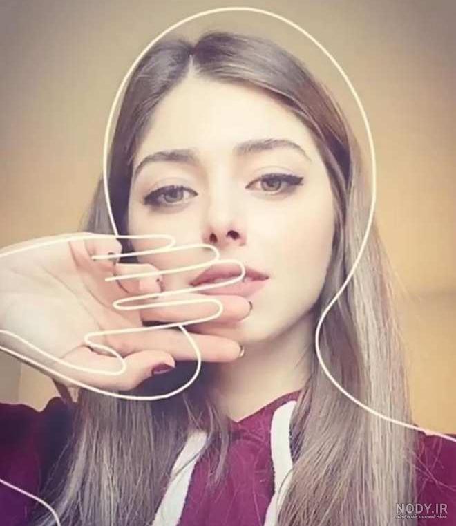ژست عکس سلفی دونفره دخترونه ژست عکس سلفی دونفره دخترونه
