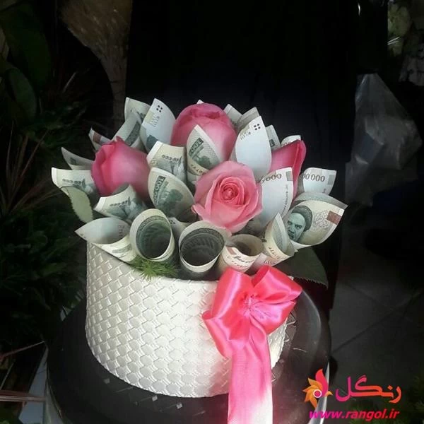 عکس دسته گل با تزیین پول عکس دسته گل با تزیین پول