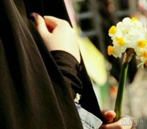 عکس دختر چادری با تفنگ
