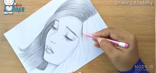 عکس نقاشی دختر ساده عکس نقاشی دختر ساده