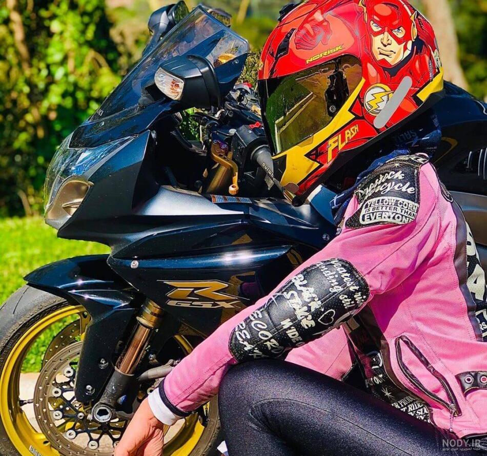 عکس دختر موتورسوار شیک برای پروفایل