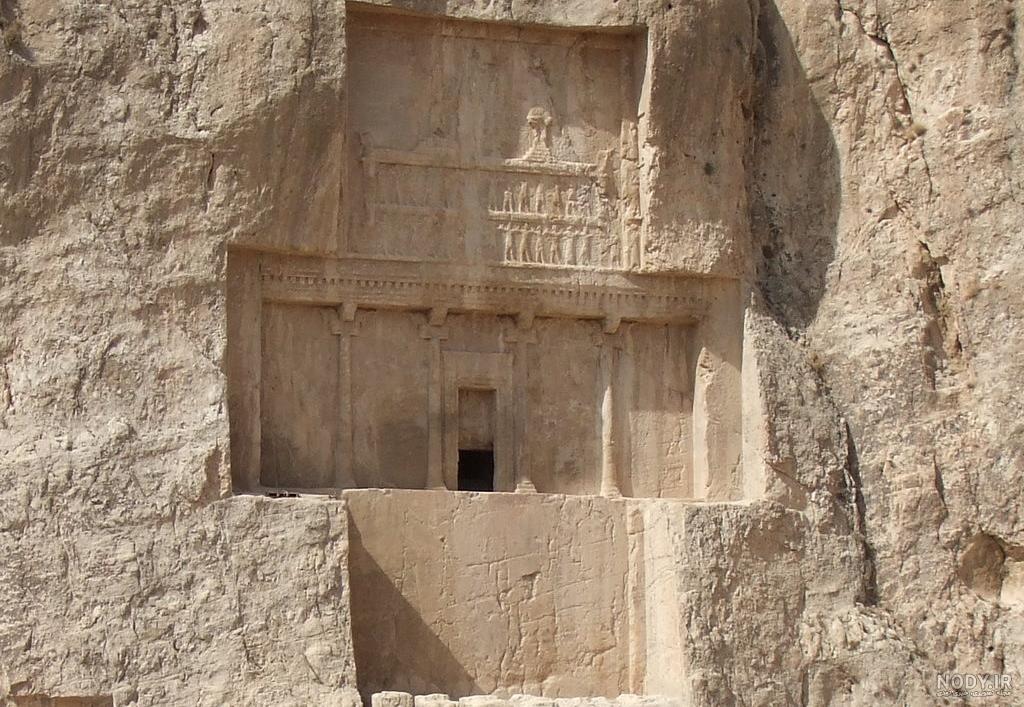 عکس قبر داریوش