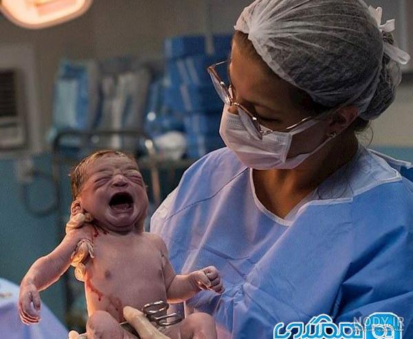 عکس نوزاد پسر در بیمارستان