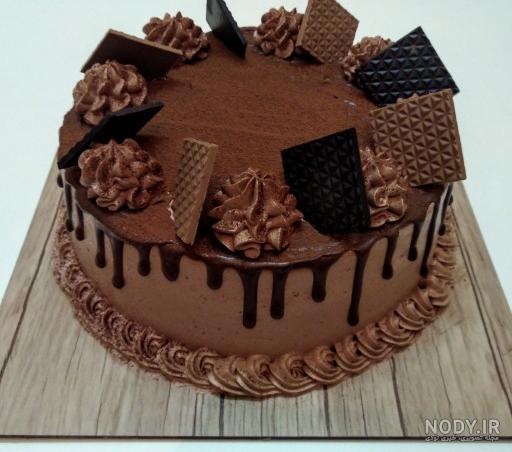 کیک تولد دخترانه شکلاتی ساده