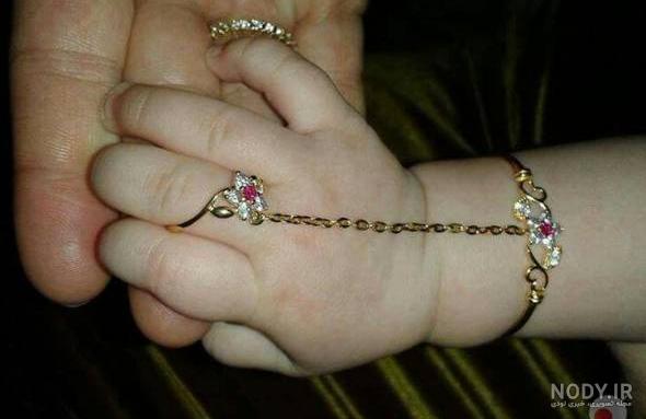 عکس دستبند چرم طلا پسرانه