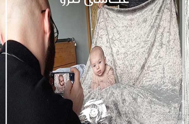 ژست عکس کودک پسر