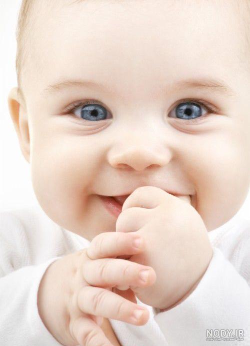 ژست عکس کودک یک ساله