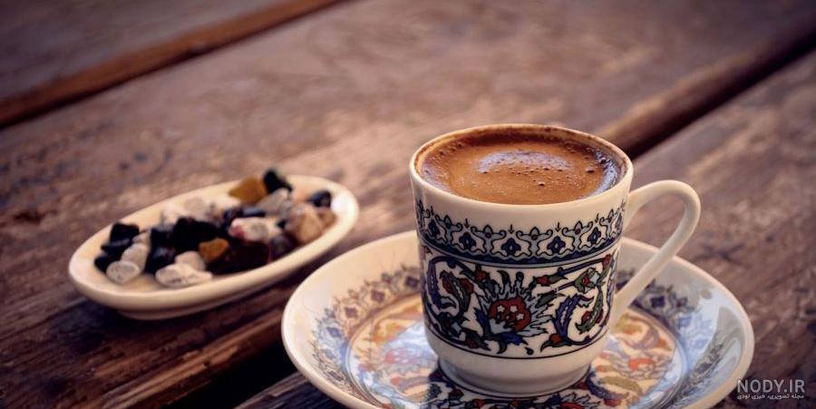 پرنده در فال قهوه