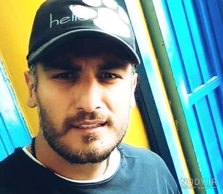 اهنگ الله من سفید دنیام سیاه