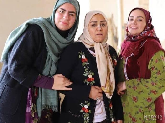 بیوگرافی روناک درسریال نون خ
