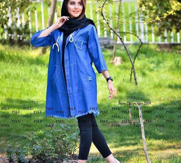 عکس مانتو مشکی با شلوار لی