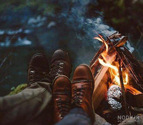 عکس عاشقانه کنار آتش عکس عاشقانه کنار آتش