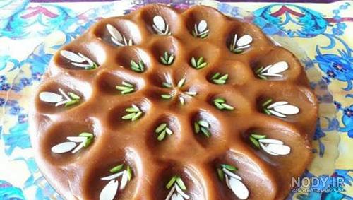 تزیین حلوا با ماسوره تزیین حلوا با ماسوره