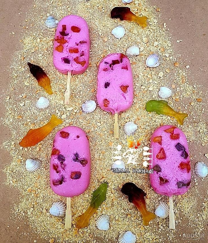 طرز تهیه ژله بستنی رولی بدون ژلاتین طرز تهیه ژله بستنی رولی بدون ژلاتین