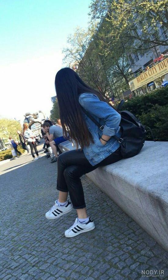عکس دختر با لباس بنفش برای پروفایل عکس دختر با لباس بنفش برای پروفایل