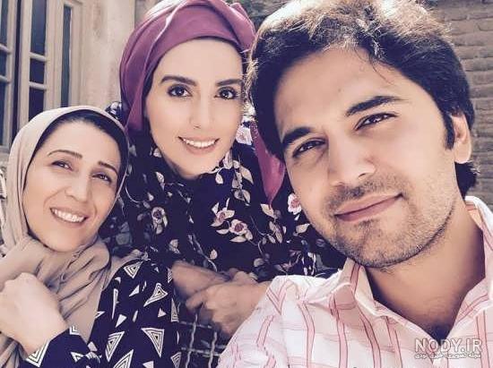 نقش لیلا ایرانی در حاشیه نقش لیلا ایرانی در حاشیه