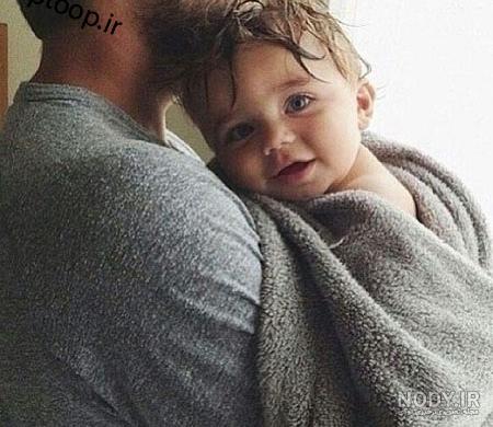 ژست عکس پسر بچه در طبیعت ژست عکس پسر بچه در طبیعت