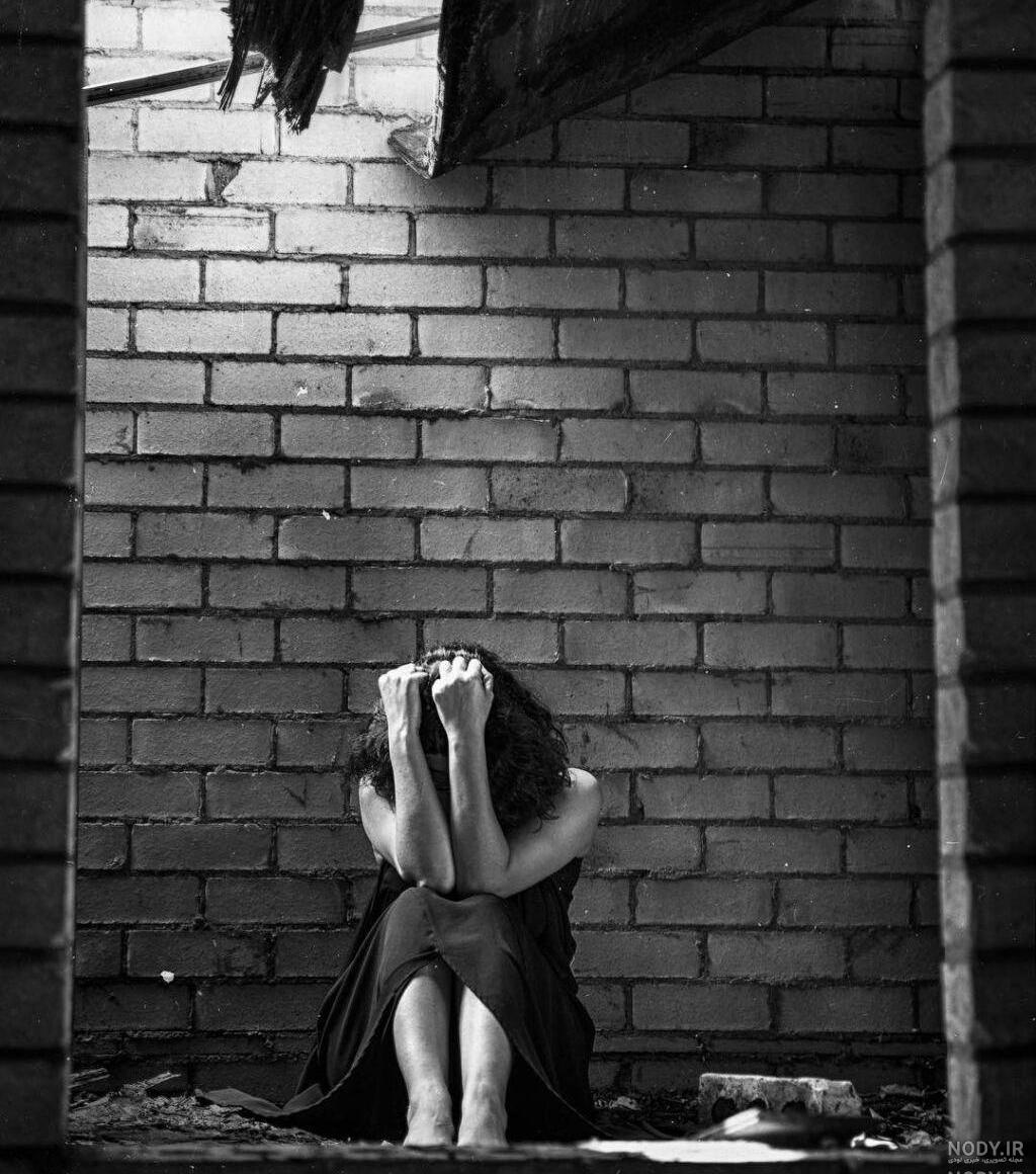 عکس غمگین دخترانه بدون نوشته عکس غمگین دخترانه بدون نوشته