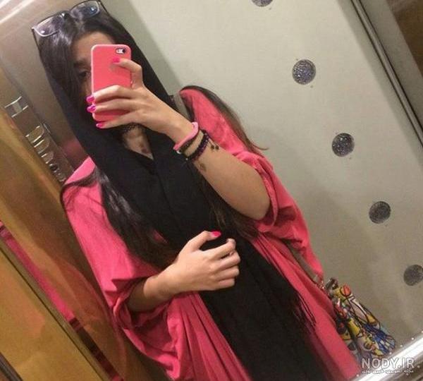 ژست عکاسی دخترانه در طبیعت ژست عکاسی دخترانه در طبیعت