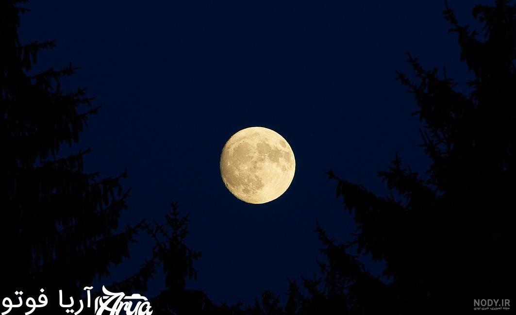  عکس آسمان ابری در شب