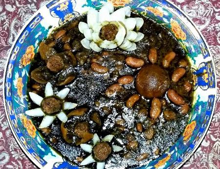 عکس قورمه سبزی با تزیین
