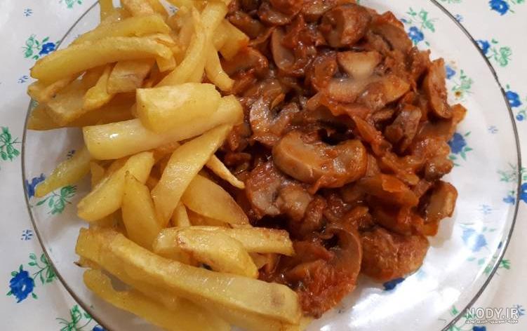 غذا با قارچ و مرغ غذا با قارچ و مرغ