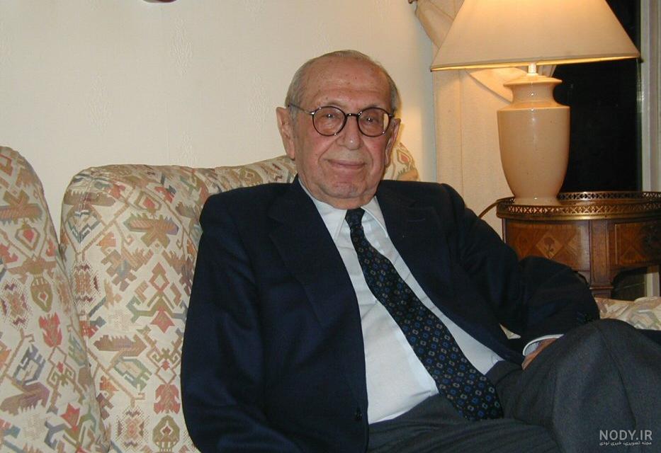 فیروزه دختر ثریا اسفندیاری