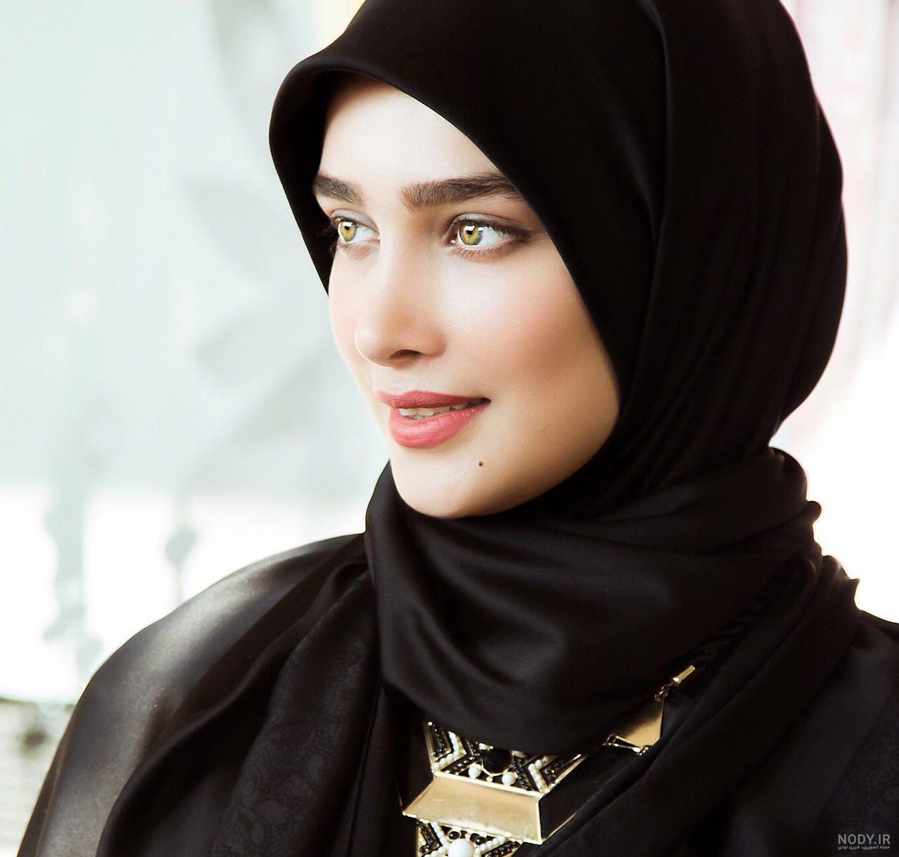 عکس دختر با حجاب عروسکی