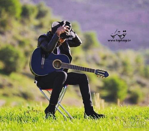 عکس پسر خوشگل با گیتار برای پروفایل