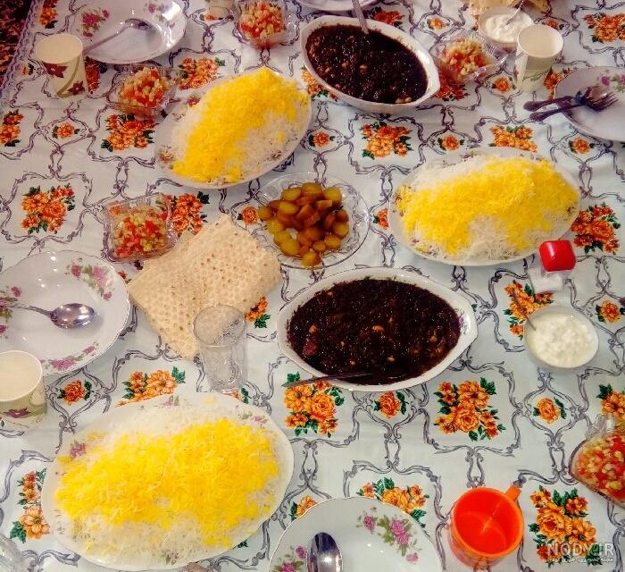 طرز تهیه قورمه سبزی مجلسی