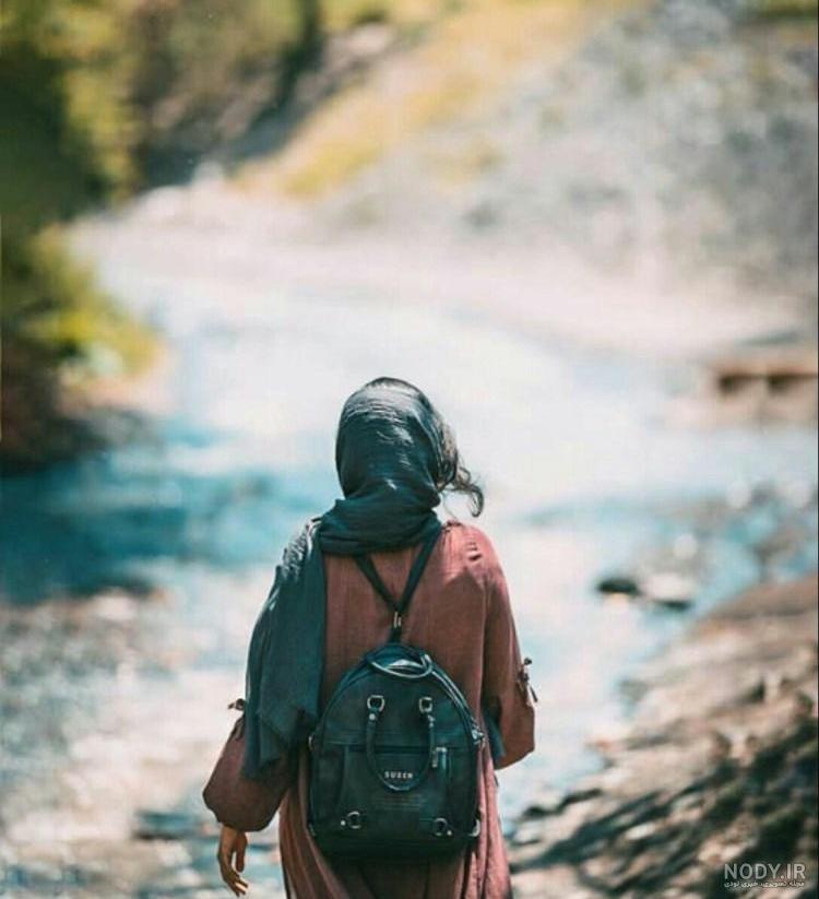 عکس دختر مو بلند در طبیعت