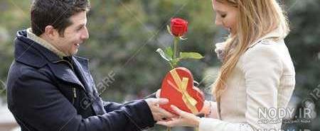 عکس نوشته هدیه دادن