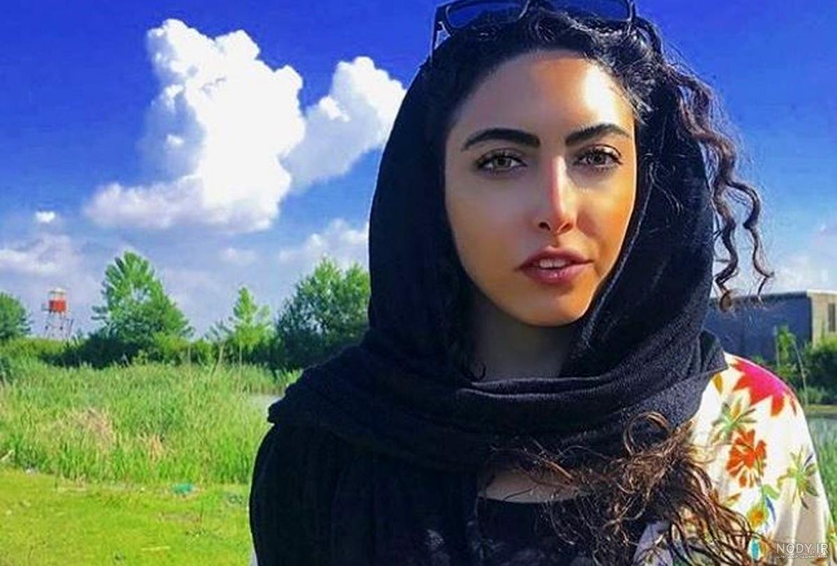 ساناز طاری بی حجاب ساناز طاری بی حجاب