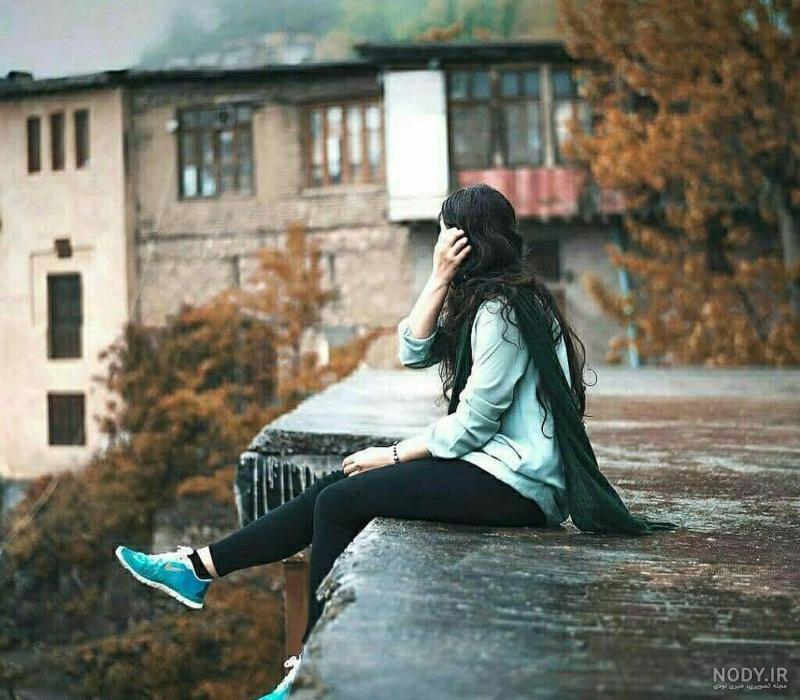 عکس دختر از پشت سر جدید عکس دختر از پشت سر جدید