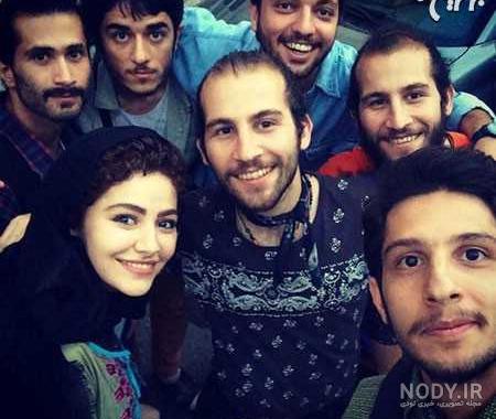 منیژه در وضعیت سفید منیژه در وضعیت سفید