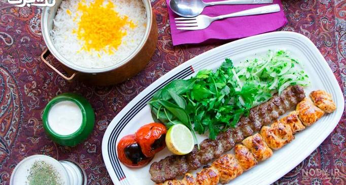 طرز سیخ گرفتن کباب کوبیده مرغ