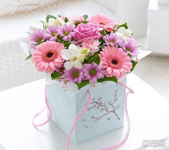 عکس دسته گل رز قرمز عکس دسته گل رز قرمز