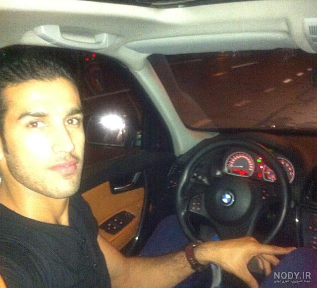حمزه زرینی و همسرش و فرزندش حمزه زرینی و همسرش و فرزندش