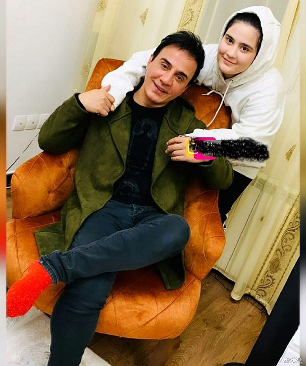 خانه عمو پورنگ در بچه محل خانه عمو پورنگ در بچه محل