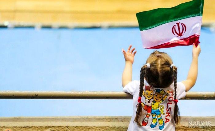 عکس نقاشی پرچم ایران کودکانه عکس نقاشی پرچم ایران کودکانه