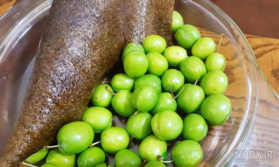 عکس گوجه سبز با نمک