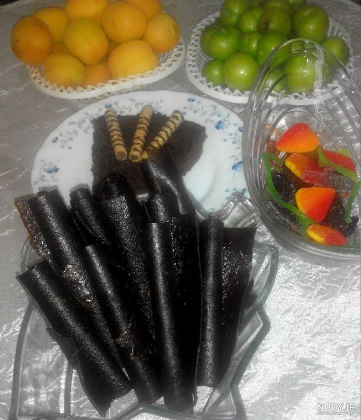 عکس گوجه سبز و چاقاله بادام