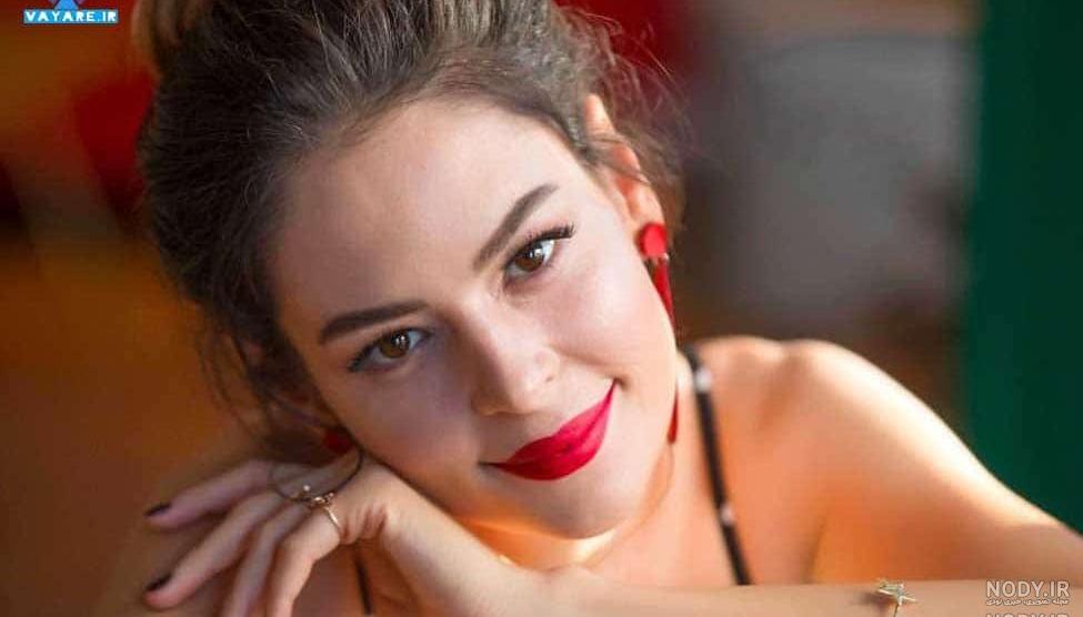 عکسهای ییلدیز چاگری اتیکسوی عکسهای ییلدیز چاگری اتیکسوی